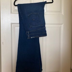 HUDSON FLARE JEANS SIZE 34